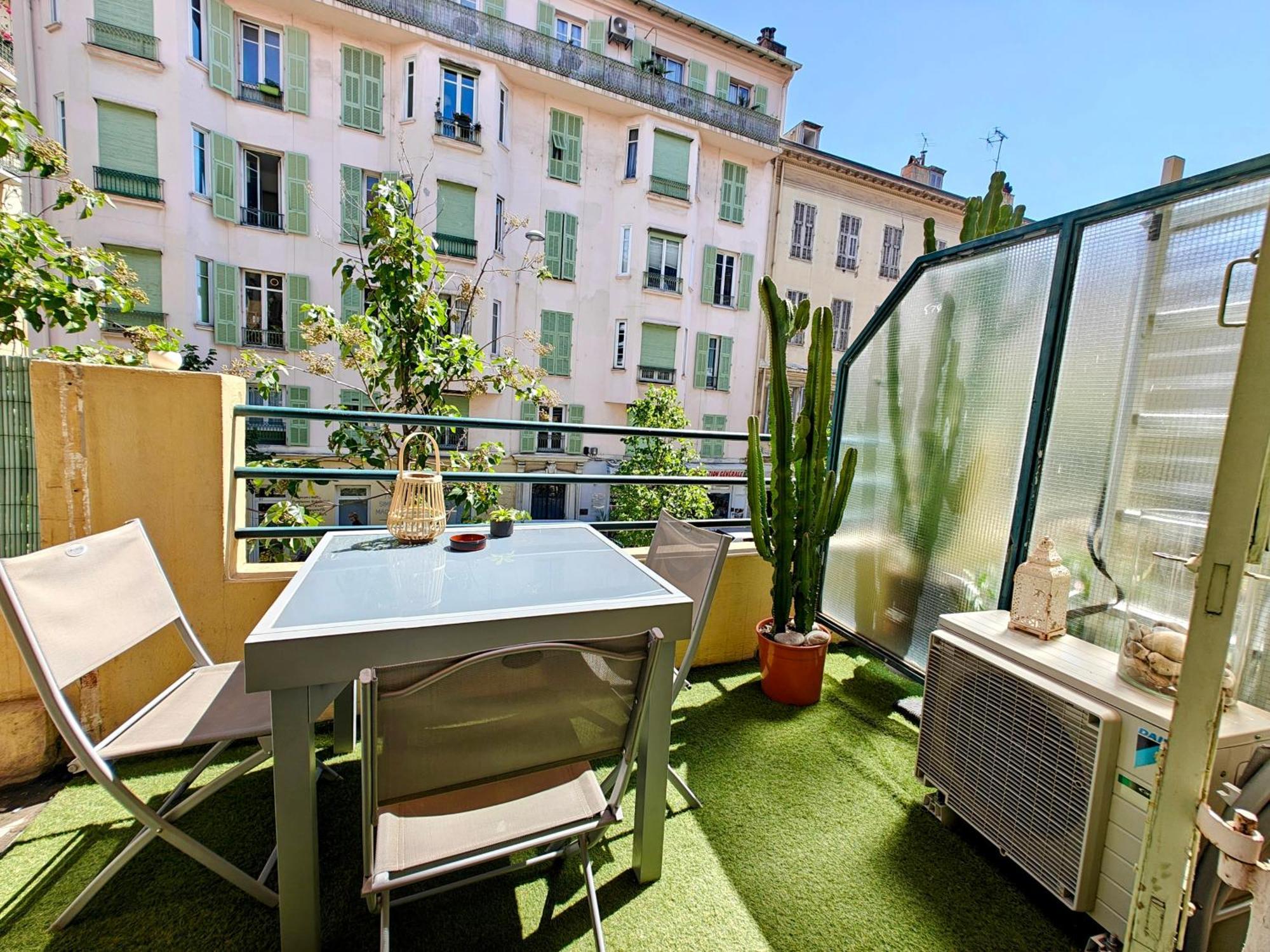Duplex Central Close Beaches And Shops And Balcony Apartment Nisa Exterior foto